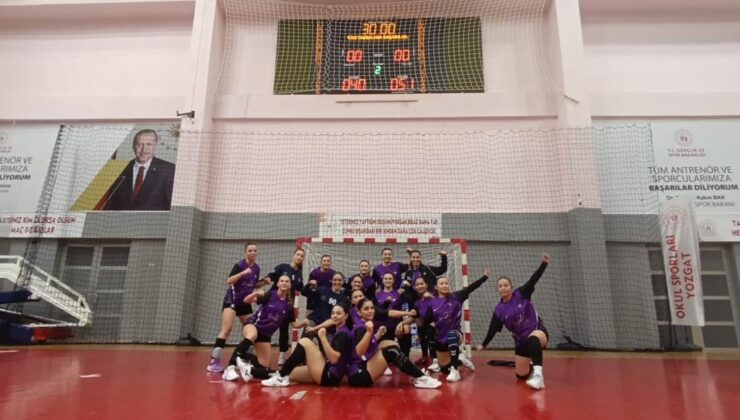 Sinopspor Kadın Hentbol Takımından Farklı Galibiyet